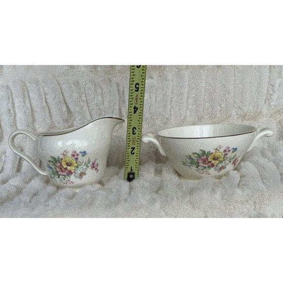 Edwin M. Knowles Vintage Sugar Bowl & Creamer Cheery Bright Daisy Like Flowers - Picture 15 of 16
